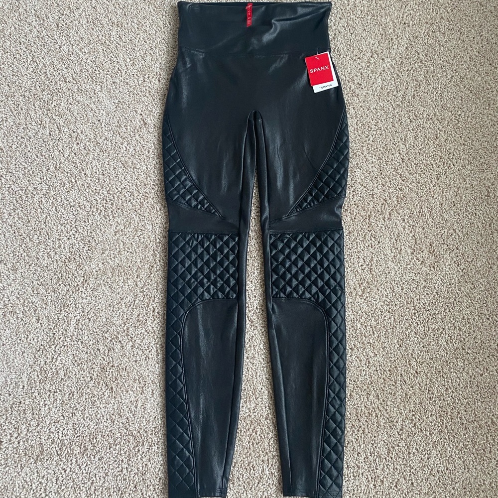 BRAND NEW SPANX quilted leggings
